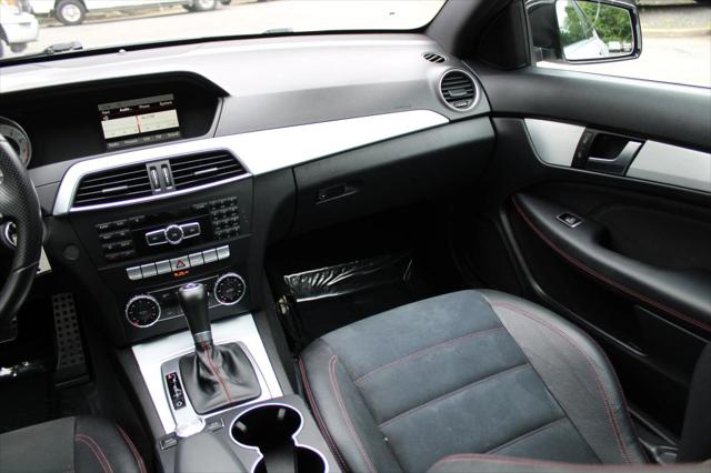 2015 Mercedes-Benz C 250 C 250 Coupe 2D