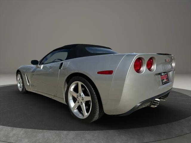 2005 Chevrolet Corvette Convertible 2D