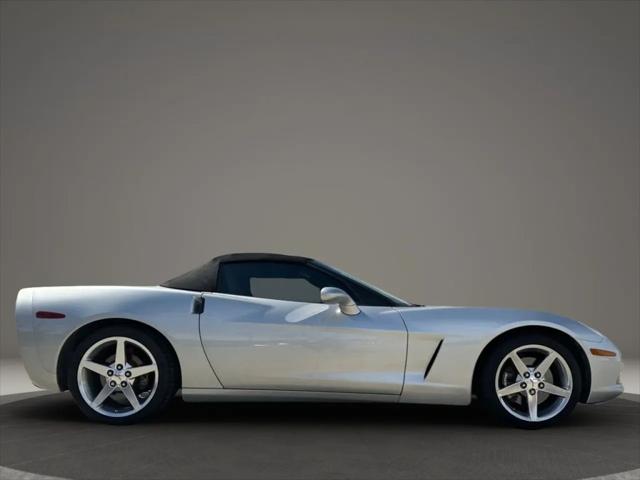 2005 Chevrolet Corvette Convertible 2D
