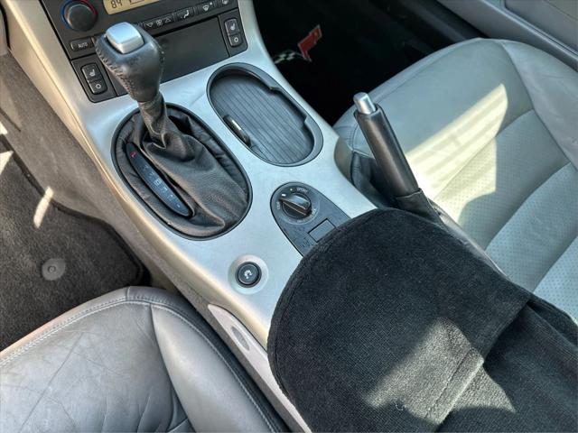 2005 Chevrolet Corvette Convertible 2D