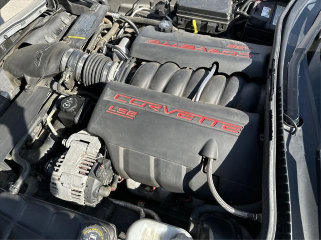 2005 Chevrolet Corvette Convertible 2D