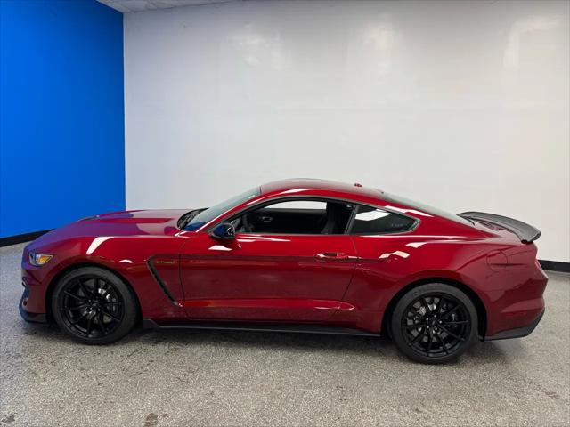 2017 Ford GT Shelby GT350 Fastback