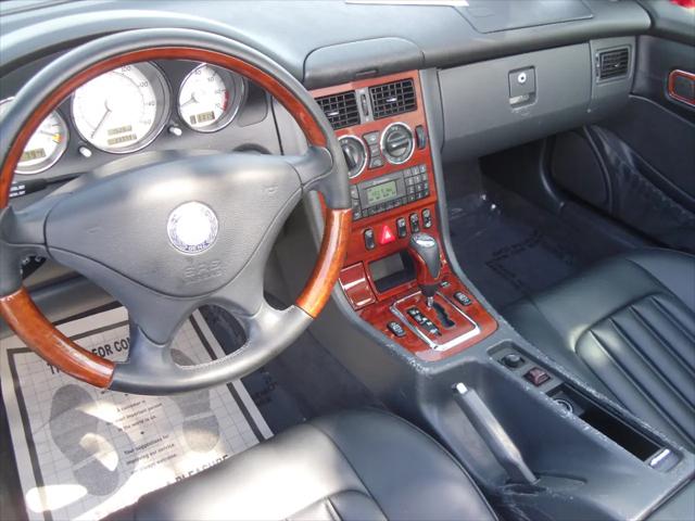 2004 Mercedes-Benz SLK Roadster 3.2L Sp Edition