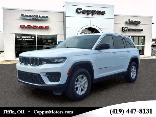 2023 Jeep Grand Cherokee Laredo 4x4 for sale in Tiffin , OH