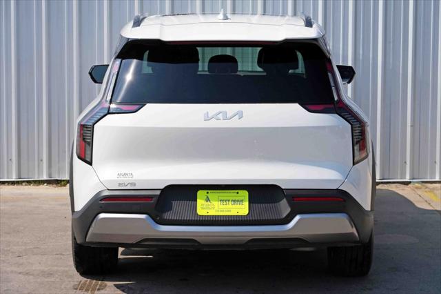 2024 Kia EV9 Wind
