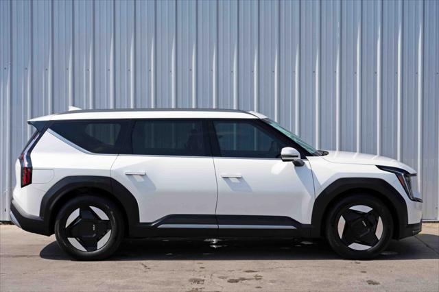 2024 Kia EV9 Wind
