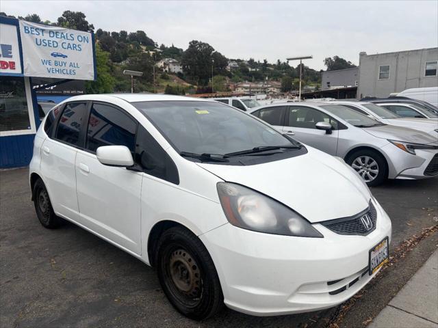 2013 Honda Fit Base 4dr Hatchback 5A