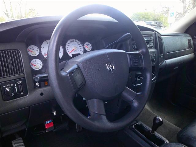 2004 Dodge Ram 3500 SLT/Laramie