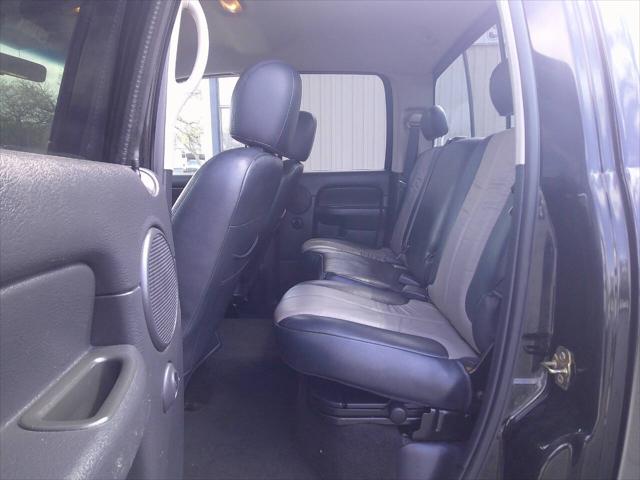 2004 Dodge Ram 3500 SLT/Laramie