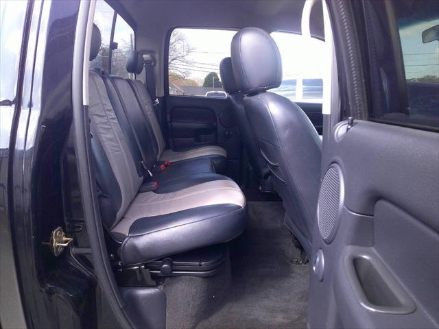2004 Dodge Ram 3500 SLT/Laramie