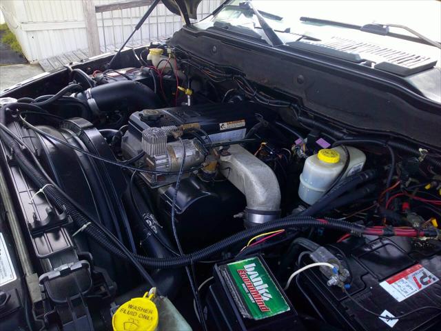 2004 Dodge Ram 3500 SLT/Laramie