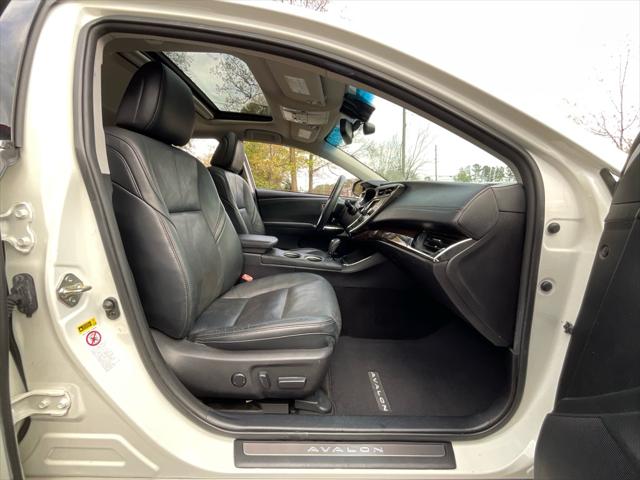 2014 Toyota Avalon Hybrid Limited