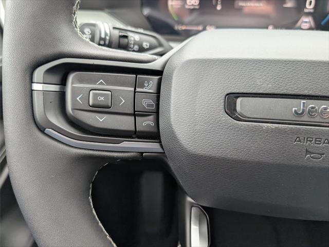 2026 Jeep Cherokee Laredo 4x4