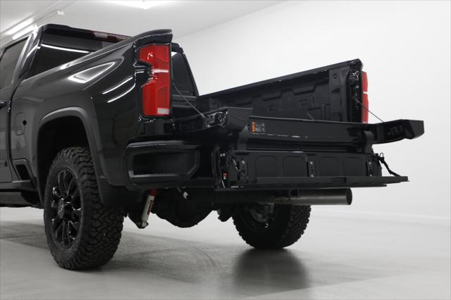 2026 Chevrolet Silverado 2500HD Crew Cab, Standard Bed, High Country, 4WD