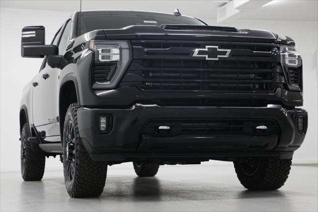 2026 Chevrolet Silverado 2500HD Crew Cab, Standard Bed, High Country, 4WD