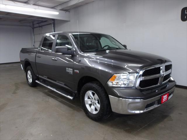 2019 Ram 1500 Classic SLT Crew Cab 4x4 5'7" Box
