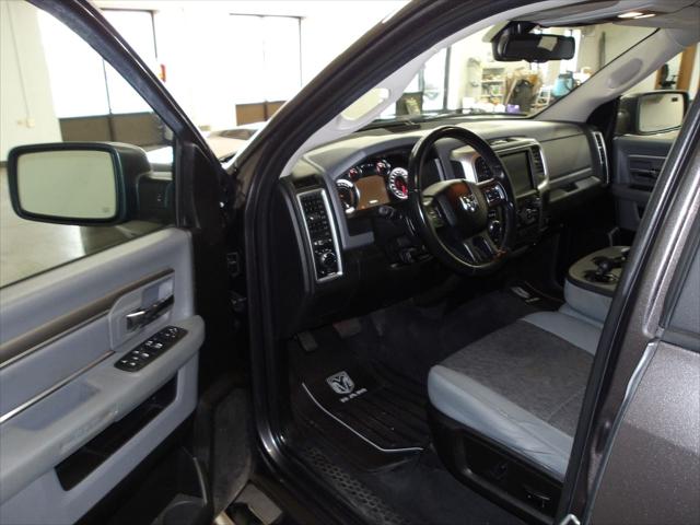 2019 Ram 1500 Classic SLT Crew Cab 4x4 5'7" Box