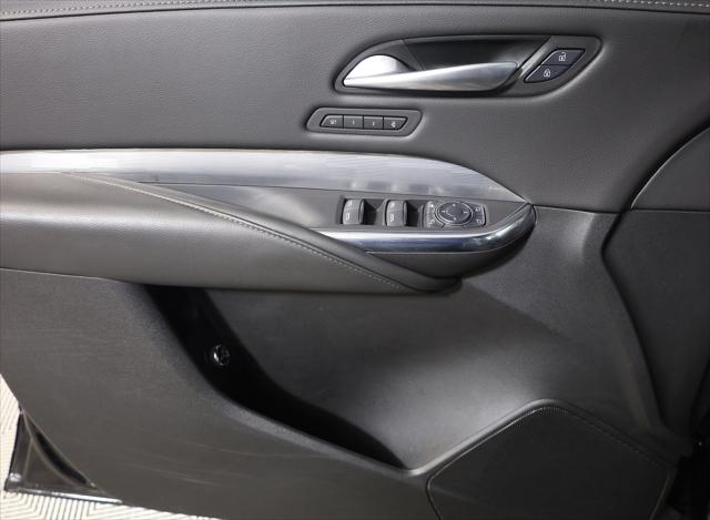 2025 Cadillac XT4 AWD Premium Luxury