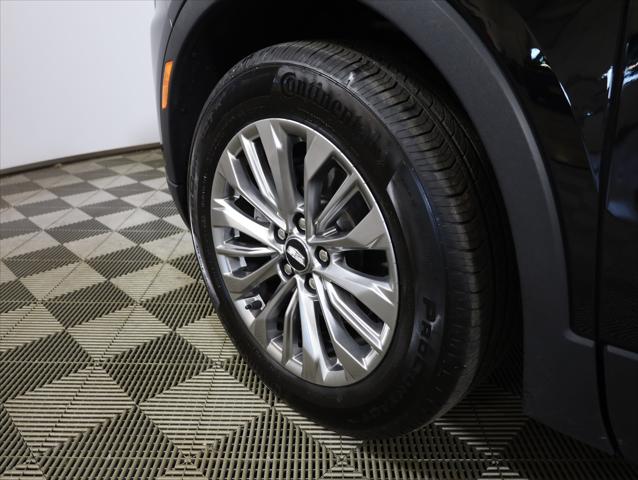 2025 Cadillac XT4 AWD Premium Luxury
