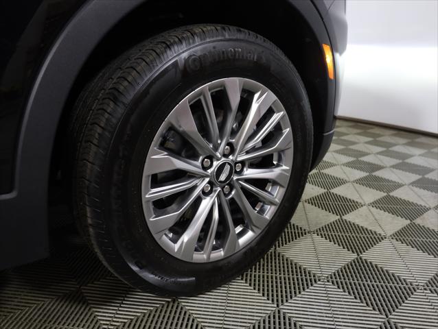 2025 Cadillac XT4 AWD Premium Luxury
