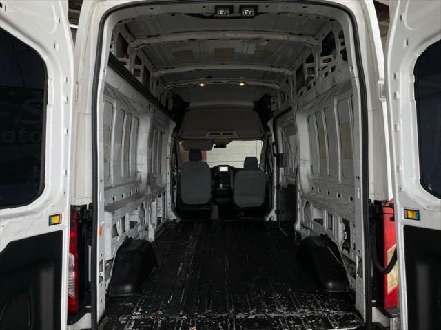 2015 Ford Transit Base