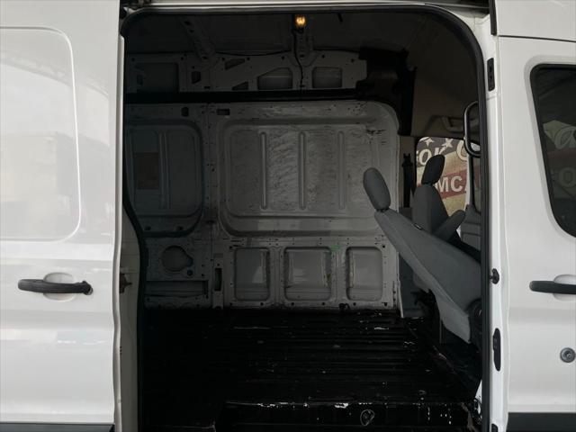 2015 Ford Transit Base