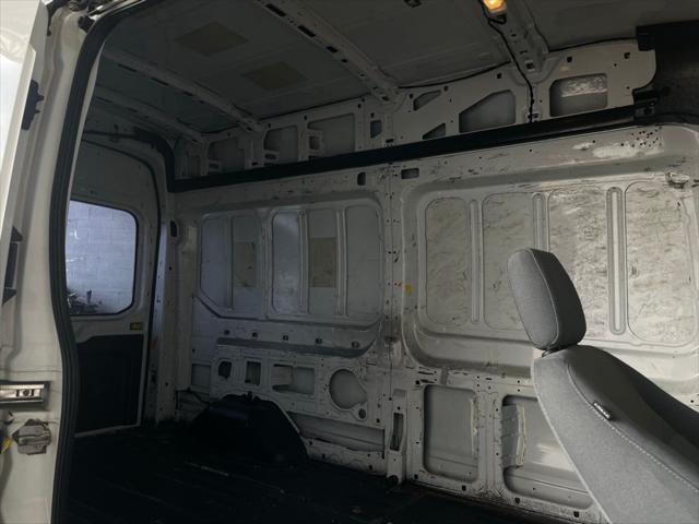 2015 Ford Transit Base