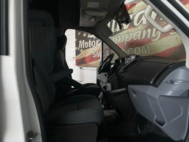 2015 Ford Transit Base