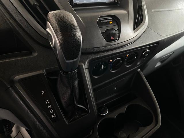 2015 Ford Transit Base