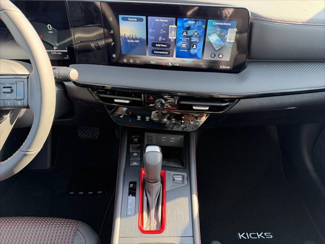 2026 Nissan Kicks SR