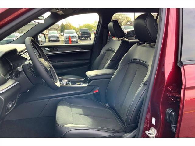 2026 Jeep Grand Cherokee L Altitude 4x4