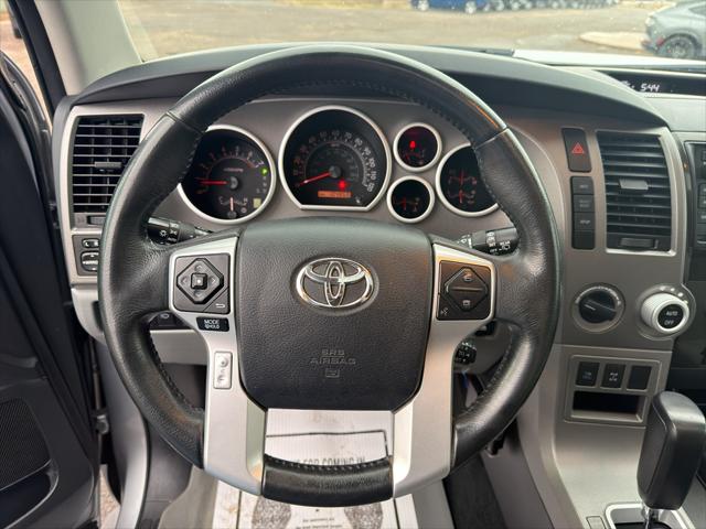 2017 Toyota Sequoia SR5