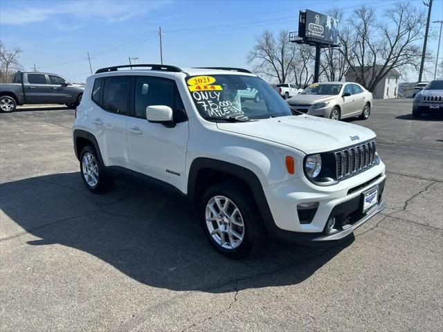 2021 Jeep Renegade Latitude 4x4 for sale in Cedarville, IL
