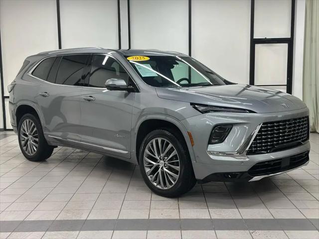 2025 Buick Enclave Avenir FWD for sale in Demotte, IN
