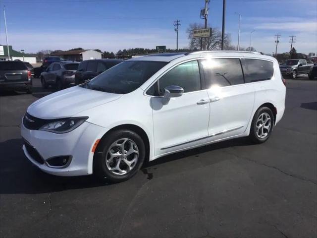 2020 Chrysler Pacifica Limited for sale in Plover, WI