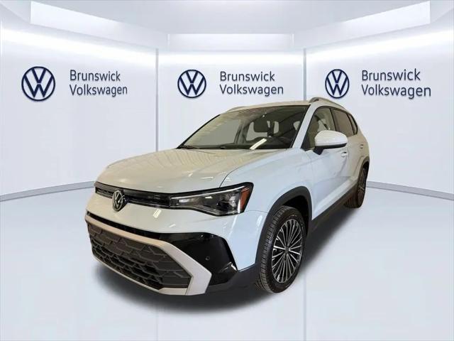 2025 Volkswagen Taos 1.5T SE for sale in Brunswick, OH