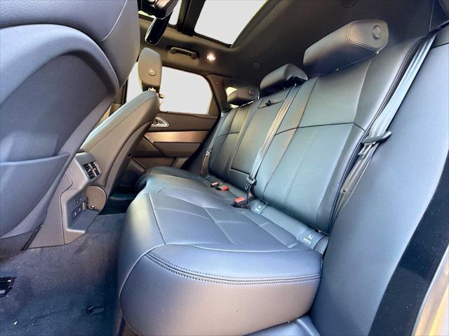 2026 Land Rover Range Rover Velar P250 Dynamic SE