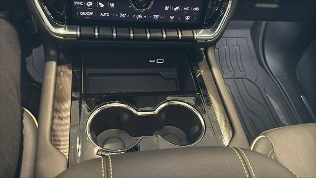 2026 GMC Yukon XL 4WD Elevation