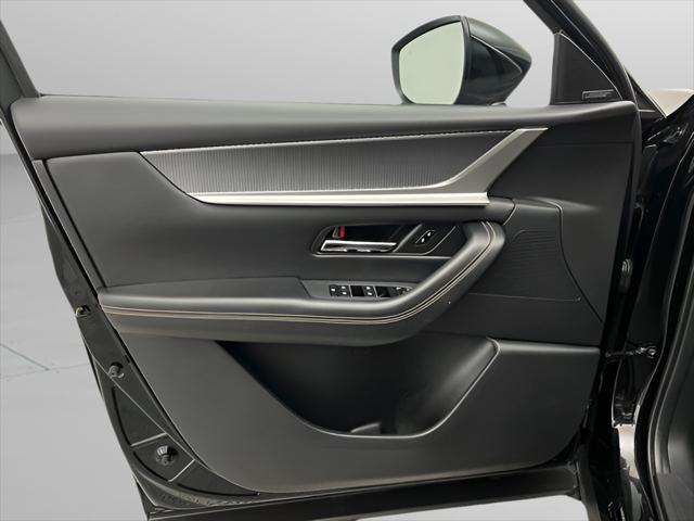 2024 Mazda X-90 Premium