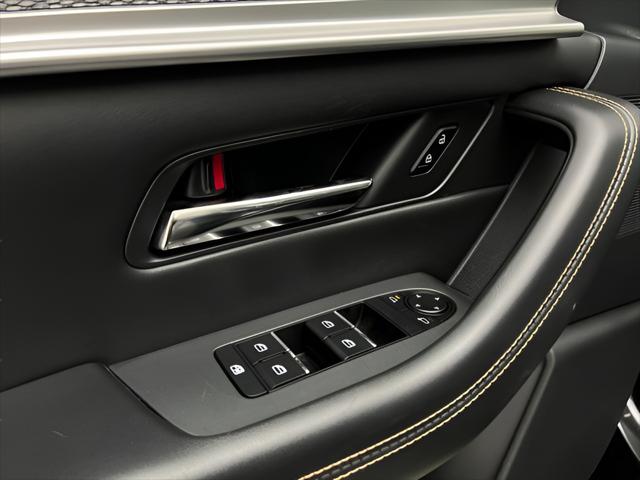2024 Mazda X-90 Premium