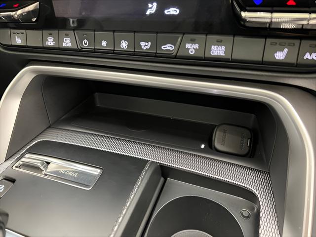 2024 Mazda X-90 Premium