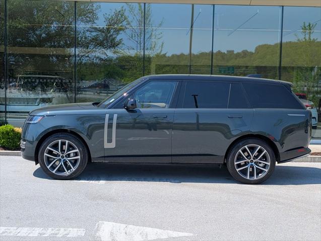 2026 Land Rover Range Rover P400 SE 7 Seat