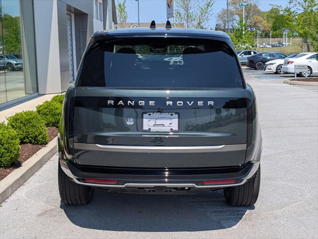 2026 Land Rover Range Rover P400 SE 7 Seat