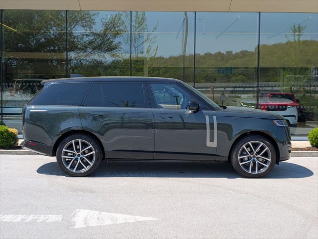 2026 Land Rover Range Rover P400 SE 7 Seat