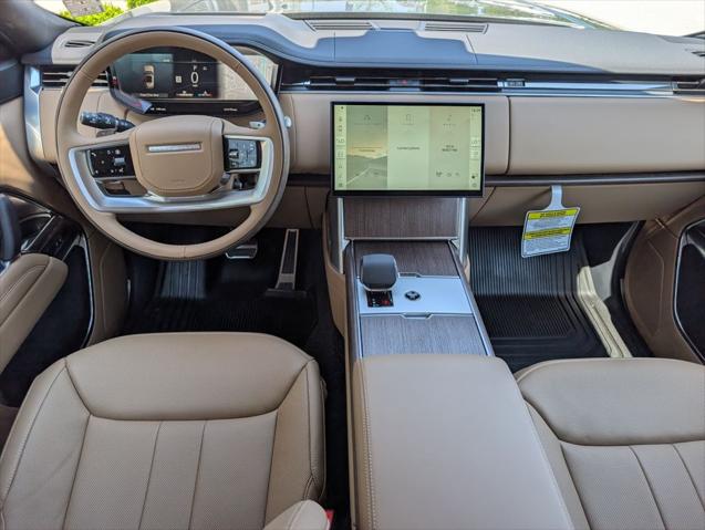 2026 Land Rover Range Rover P400 SE 7 Seat