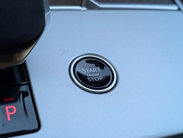 2026 Land Rover Range Rover P400 SE 7 Seat