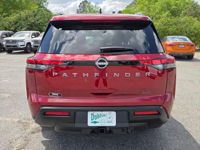 2026 Nissan Pathfinder SV