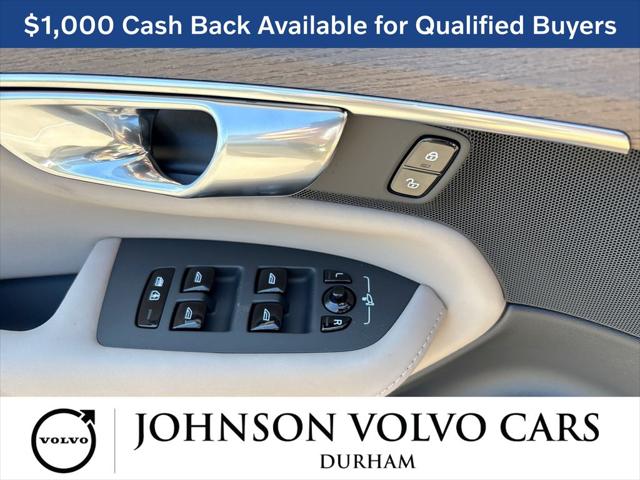 2026 Volvo XC90 Ultra Dark Theme, B6 AWD Gas (mild hybrid), Gasoline, 7 Seats