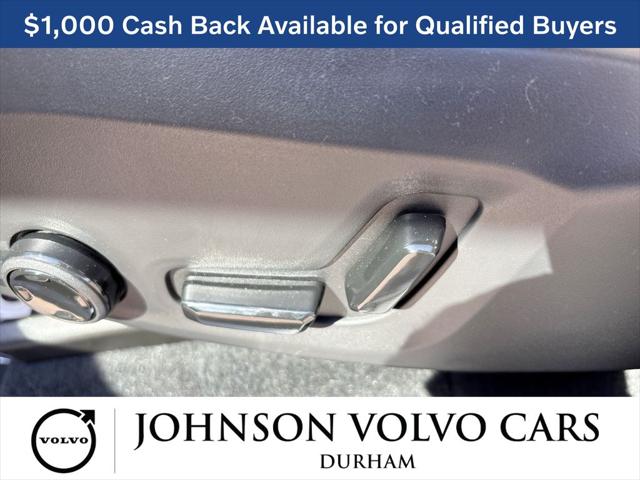 2026 Volvo XC90 Ultra Dark Theme, B6 AWD Gas (mild hybrid), Gasoline, 7 Seats