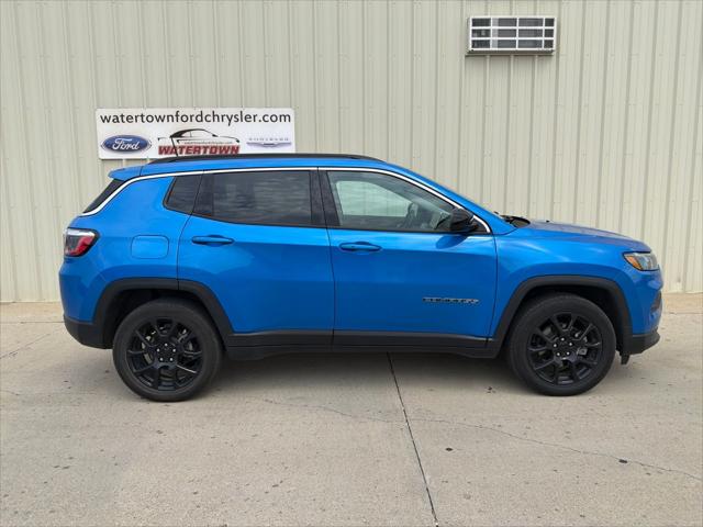 2022 Jeep Compass Latitude Lux 4x4 for sale in Watertown, SD